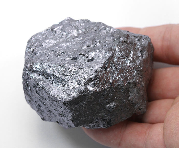 テラヘルツ鉱石の意味・効果とは？危険性や値段、本物との見分け方も